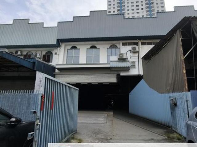 Warehouse for rent in Country Heights Damansara, Kuala Lumpur