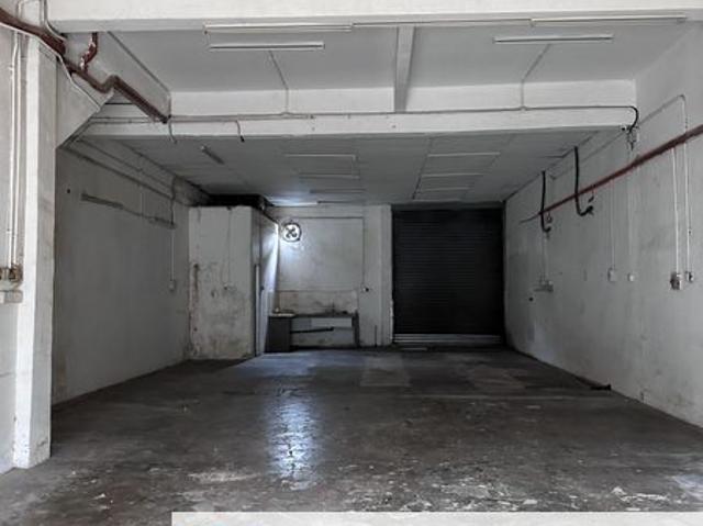 Warehouse for sale in Bandar Tun Razak, Kuala Lumpur