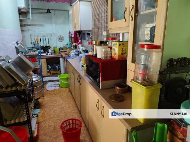 Flat for sale in Country Heights Damansara, Kuala Lumpur