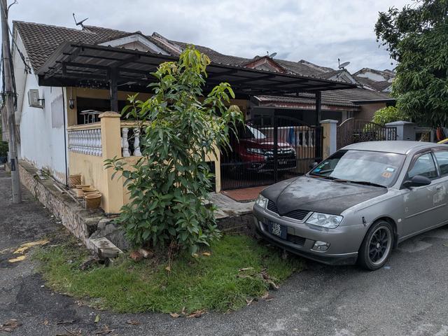 Terraced House for sale in Tanjong Sepat, Selangor