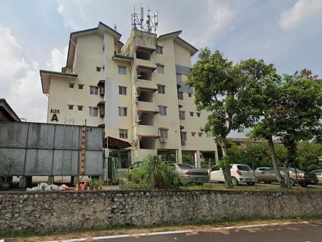 Apartment for sale in Kajang, Langat