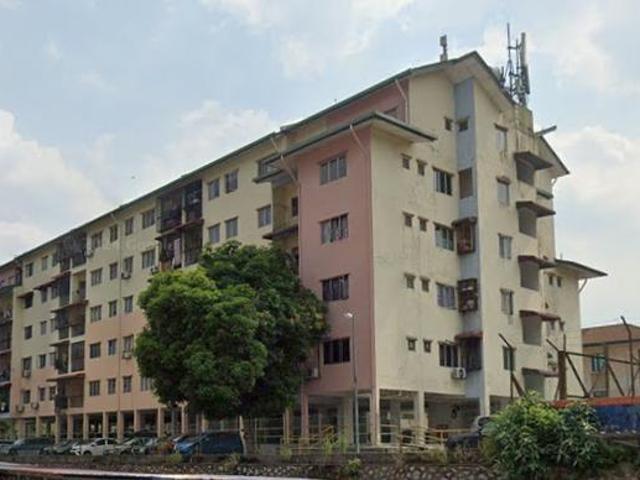 Apartment for sale in Kajang, Langat
