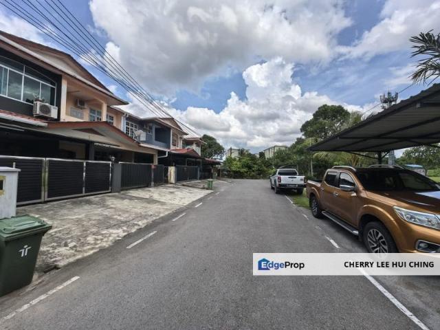 House for sale in Kuching