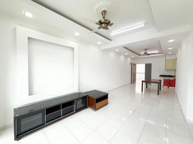 Apartment for sale in Sendayan Village, Negeri Sembilan