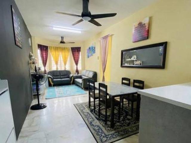 Apartment for sale in Petaling, Subang Jaya