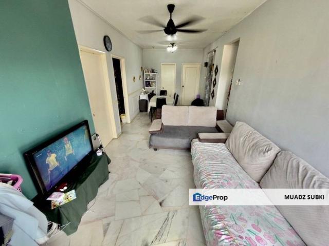 Flat for sale in Petaling, Subang Jaya