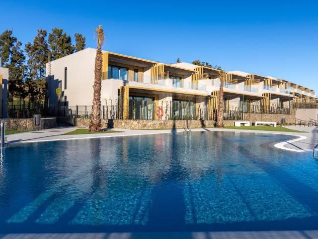 Casa en venta en Puerto de la Torre, Málaga-Costa del Sol