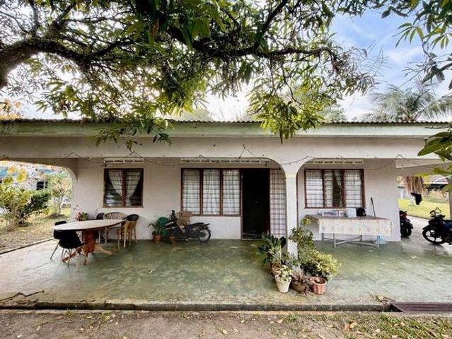 Bungalow for sale in Pengerang, Johor