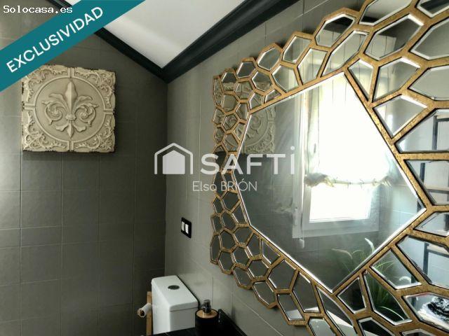 Casa en venta en Ribeira, A Barbanza