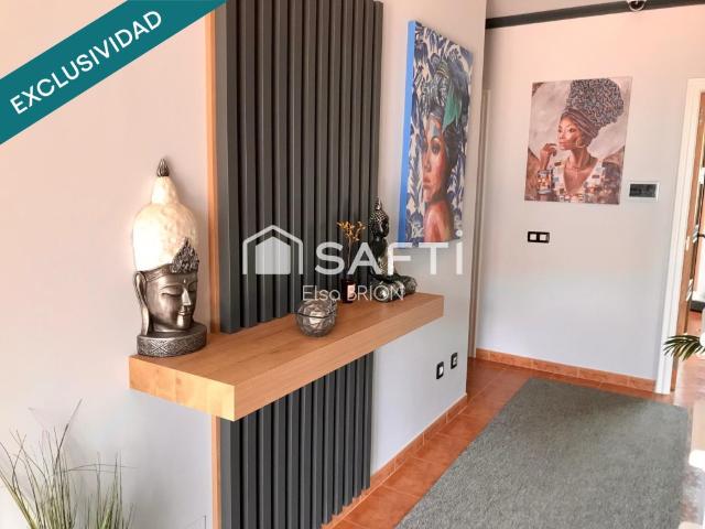 Chalet en venta en Ribeira, A Barbanza