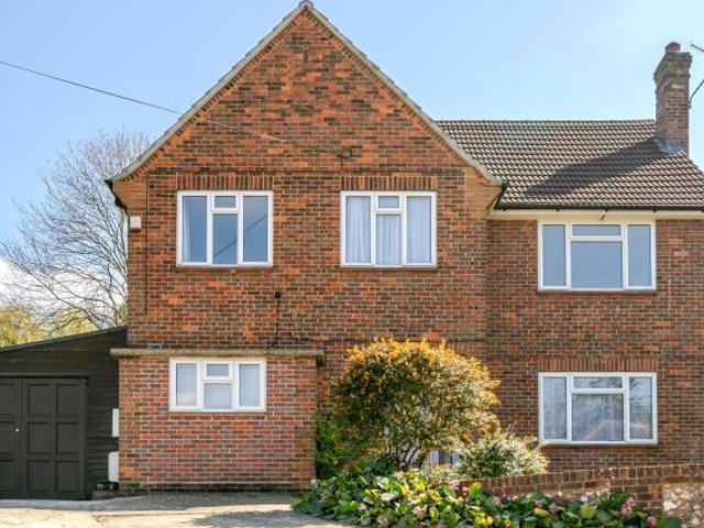 House for rent in High Wycombe Community Board, High Wycombe