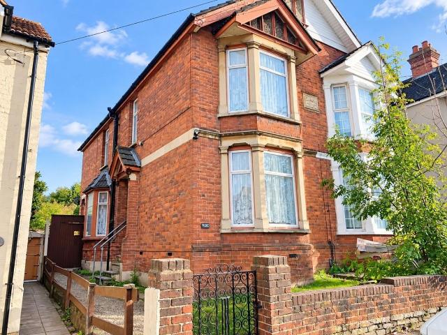 House for rent in Castlefield, Cressex