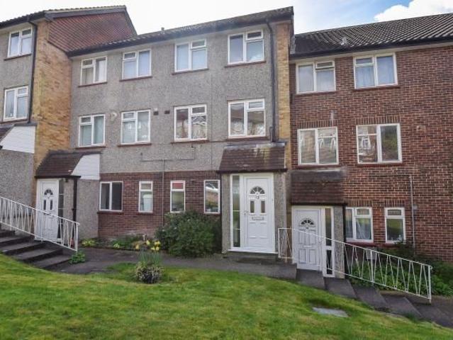 House for rent in Totteridge, Cressex