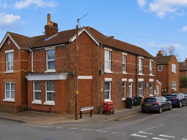 Apartment for rent in Eastleigh, Helford