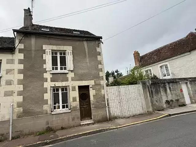 Maison vente à Loches, Descartes