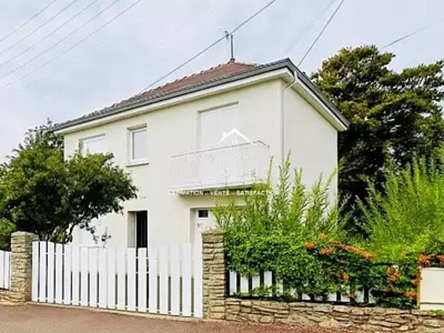 Maison vente à Loches, Descartes
