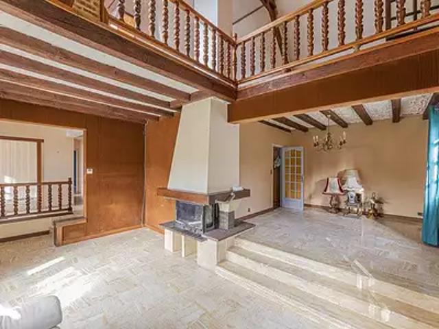 Maison vente à Loches, Descartes