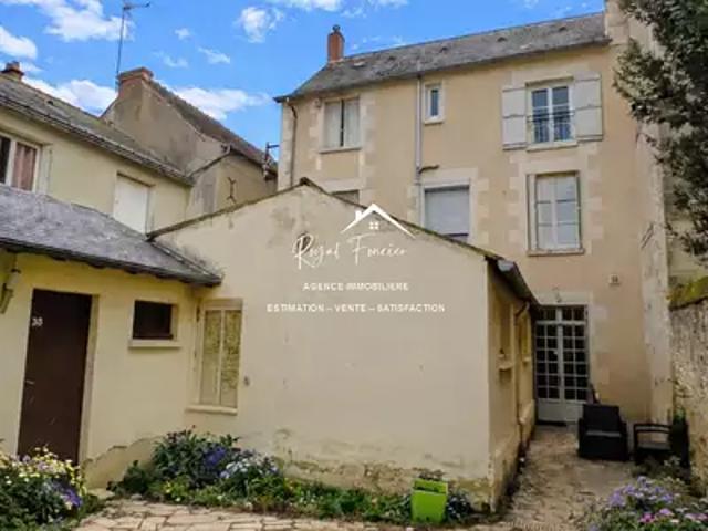 Maison vente à Loches, Descartes