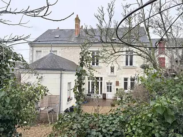 Maison vente à Loches, Descartes
