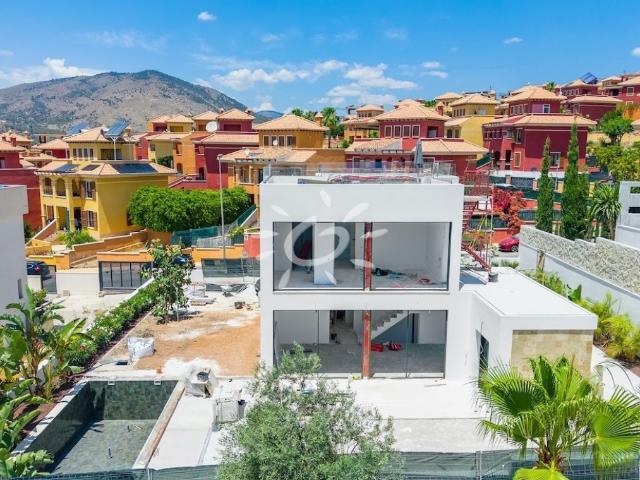 Casa en venta en la Marina Baixa, Valencia
