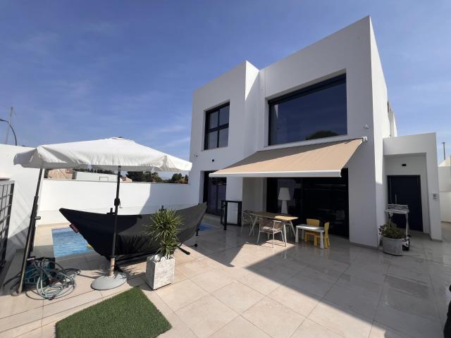 Casa en venta en el Baix Segura / La Vega Baja, Valencia