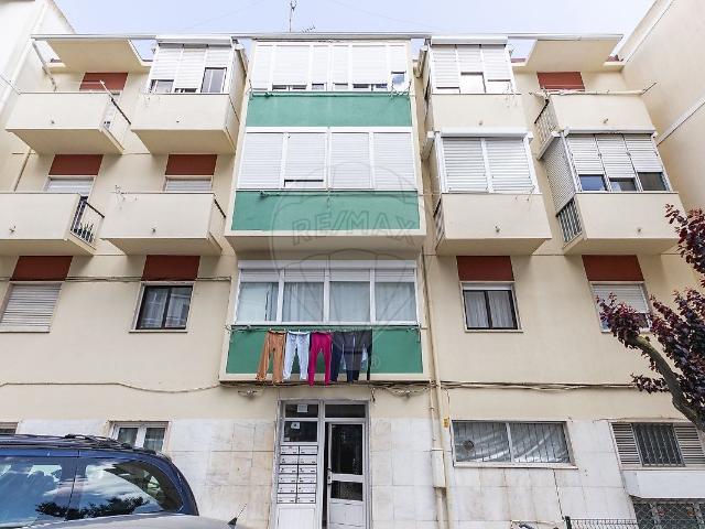 Apartamento venda em Pirescoxe, Santiago Dos Velhos