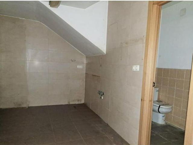 Local Comercial en venta en El Milán, Oviedo
