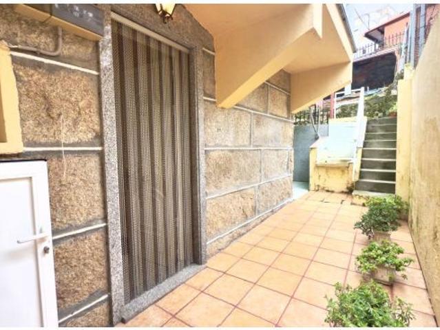 Casa en venta en Montealegre, Ourense