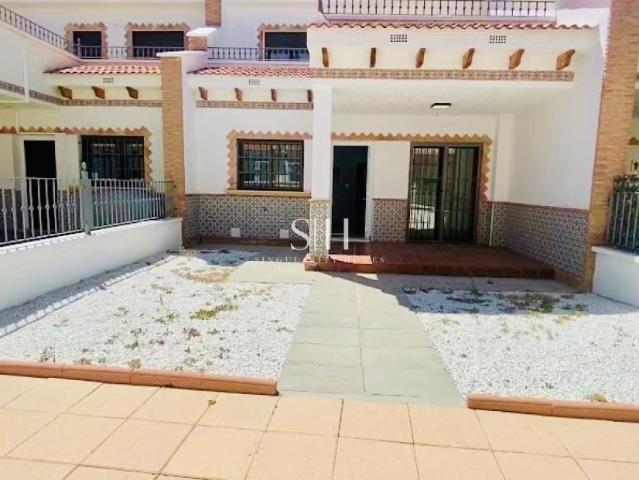 Casa en venta en San Miguel De Salinas, Las Escalericas
