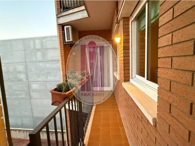 Piso en venta en Cornellà De Llobregat, Barcelona