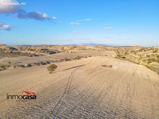 Local Comercial en venta en Comarca de Los Montes, Andalucía