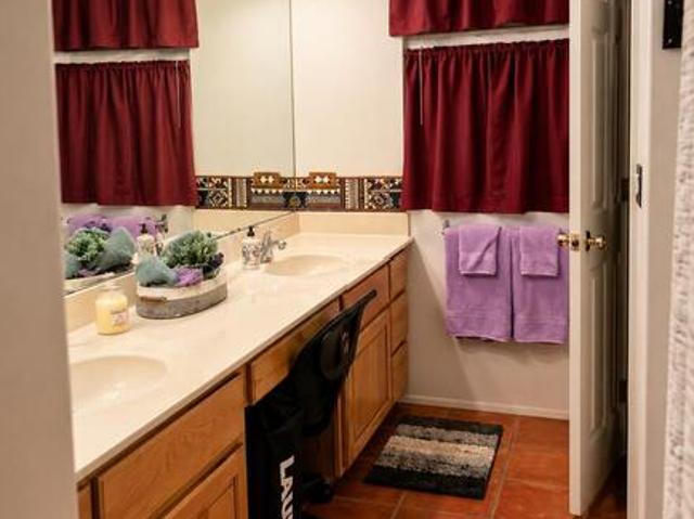 Room for rent in Laveen, Arizona