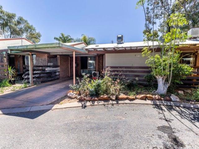 Apartment for sale in Desert Springs, Northern Territory