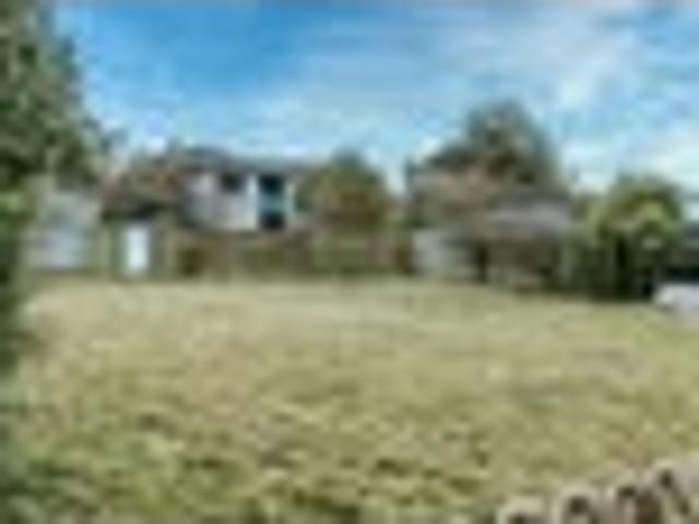Land for sale in Weston