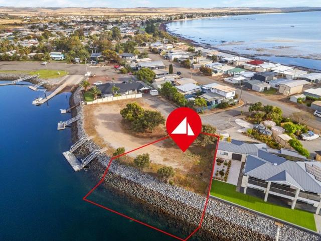 Land for sale in Tumby Bay