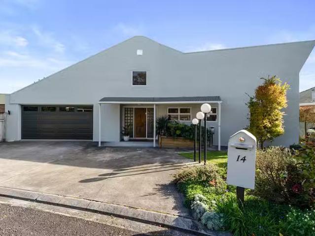 House for sale in Hillsborough, Taranaki