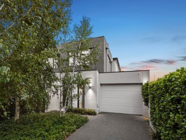 Townhouse for sale in Camerons Creek, Victoria