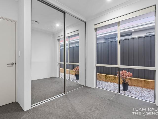 House for sale in Caversham, City of Swan