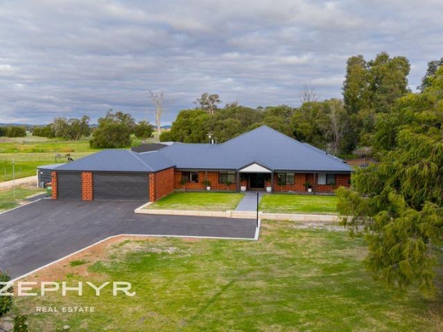 House for sale in Crooked Brook, Western Australia