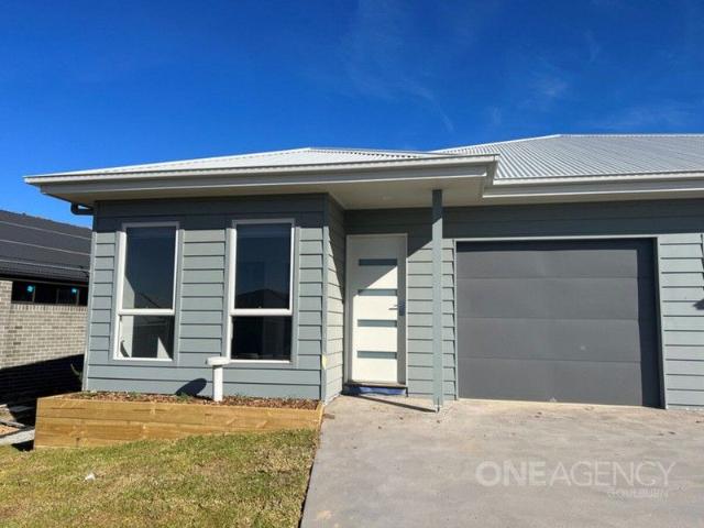 Duplex for sale in Goulburn, New South Wales