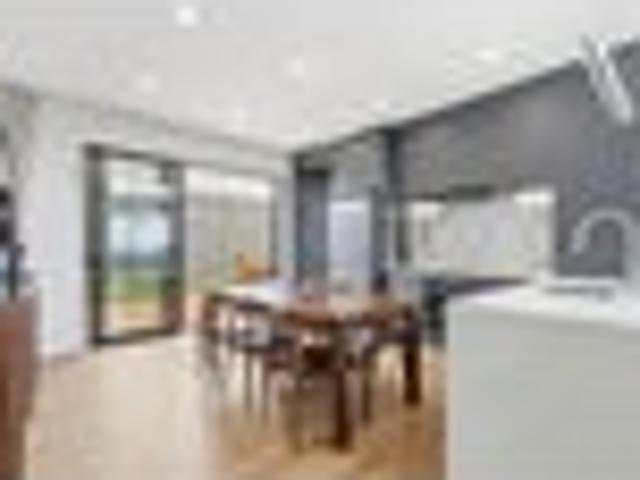 House for sale in Whangaparaoa