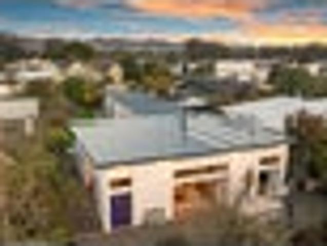 House for sale in Saint Albans, Canterbury