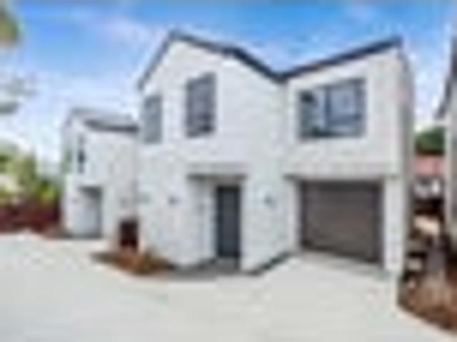 House for sale in Howick West, Howick