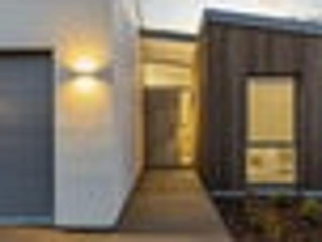 House for sale in Chaslands, Canterbury