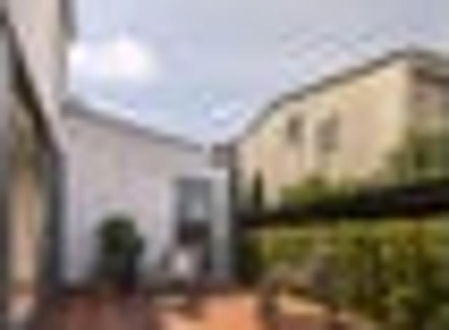 Townhouse for sale in Heathcote, Canterbury