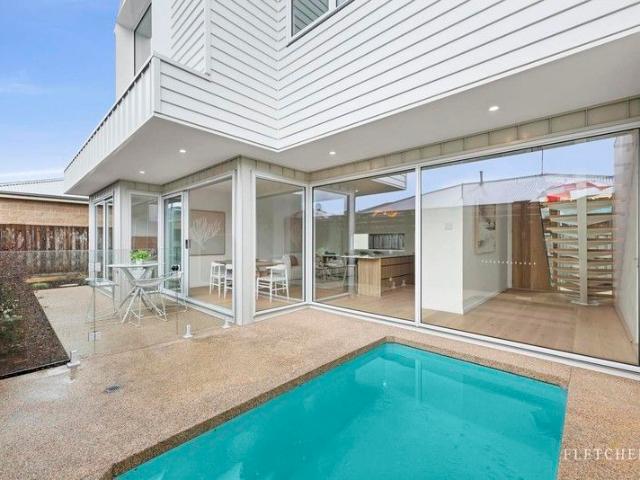 Townhouse for sale in Ocean Grove, Victoria