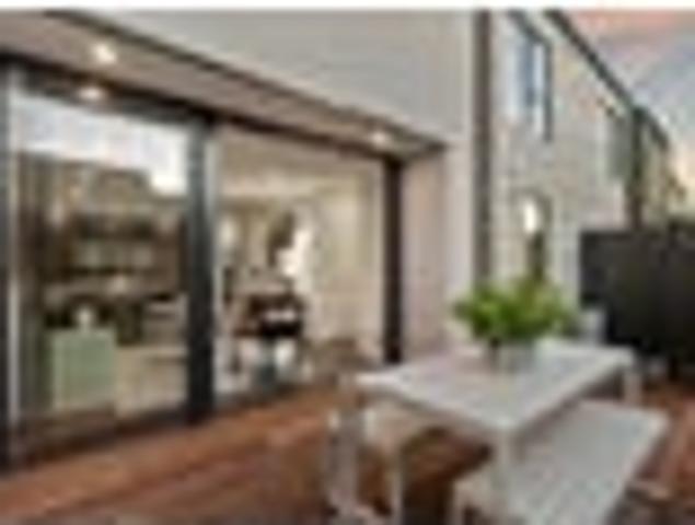House for sale in Saint Albans, Canterbury