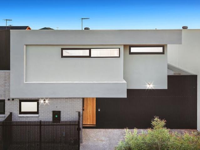 Townhouse for sale in Camerons Creek, Victoria