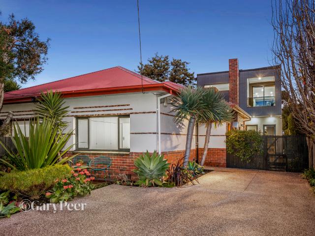 House for sale in Caulfield South