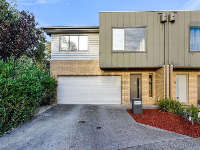 Townhouse for sale in Camerons Creek, Victoria
